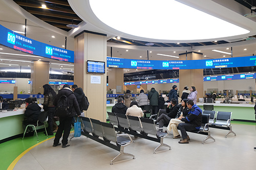 红塔区倾力建好市民身边的“温馨之家”1.jpg